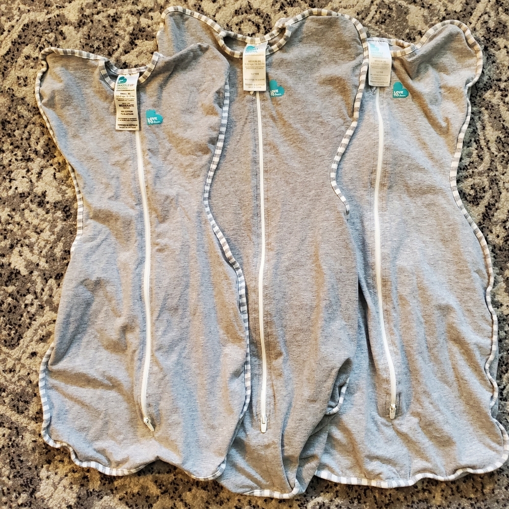 Love to dream Swaddle Up: 2 Medium, 1 small